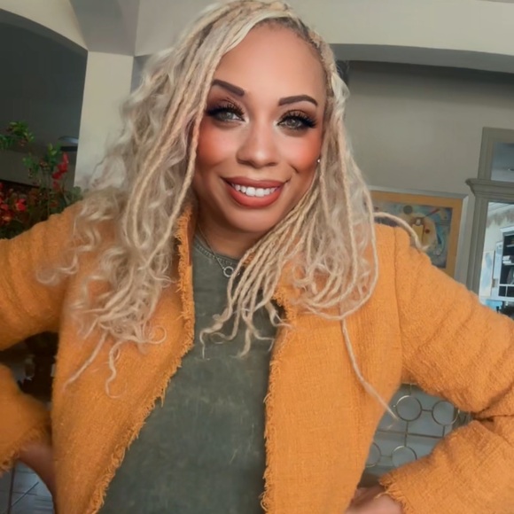 Mustard yellow blazer - Picture 4 of 6